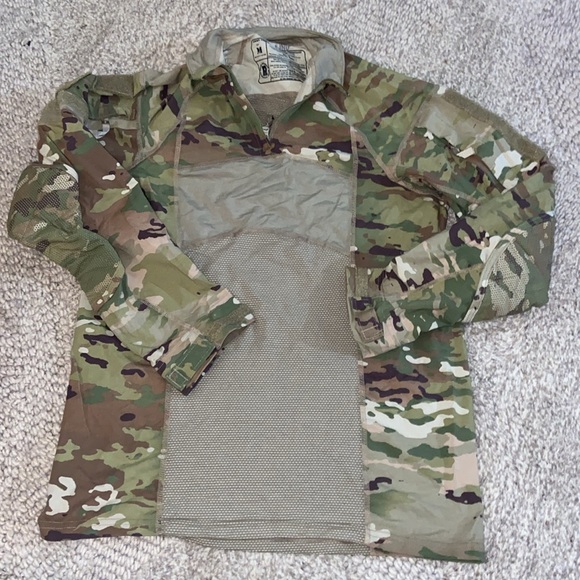 U.S. Army | Shirts | Us Army Combat Shirt Like New Genuine Army Issued ...